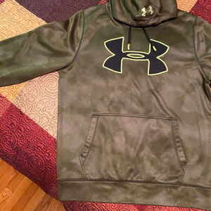 Under Armour Men's Storm 1 Camo Green Logo Hoodie - Medium